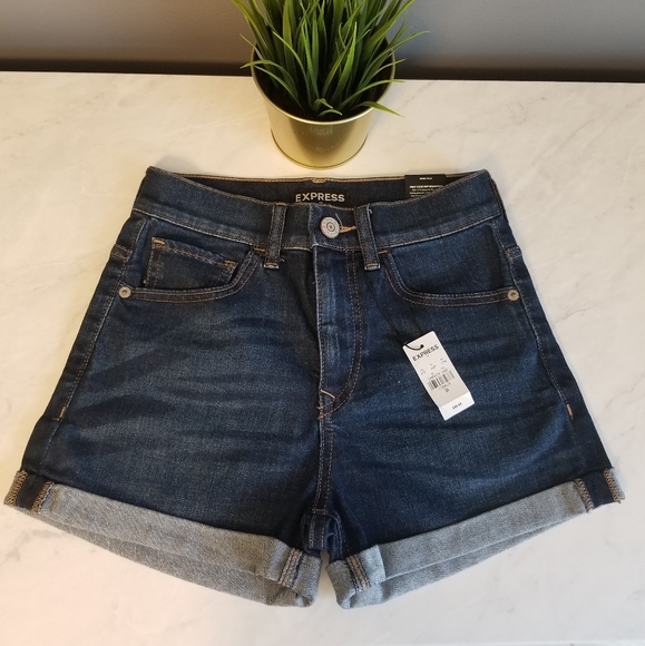 NWT Express jean shorts - Picture 1 of 5